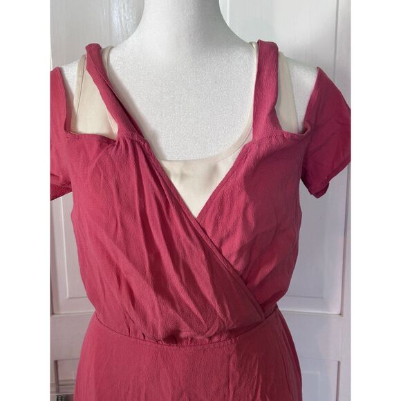 Reformation V-Neck Cold Shoulder Wrap Dress - Size 6 - Picture 11 of 11